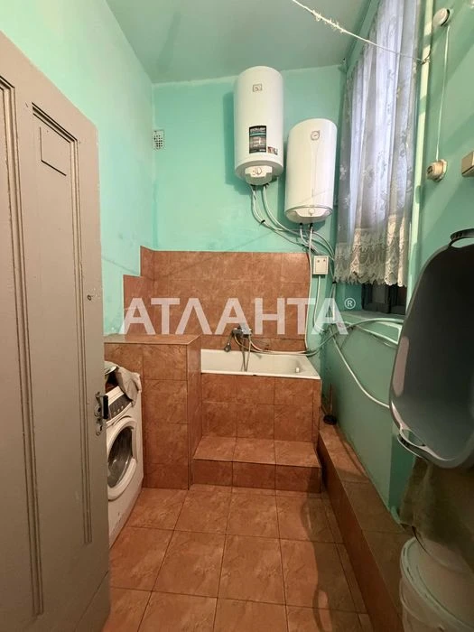 В продаже комната в коммунальной квартире в исторической части