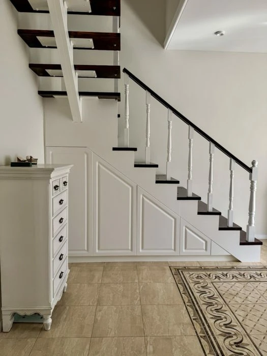 I will sell a wonderful house, Fontan and Tairova, st. whaling,