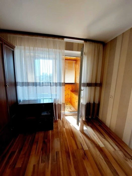 2-room apartment in Teremki, Lyatoshynskogo St., metro station