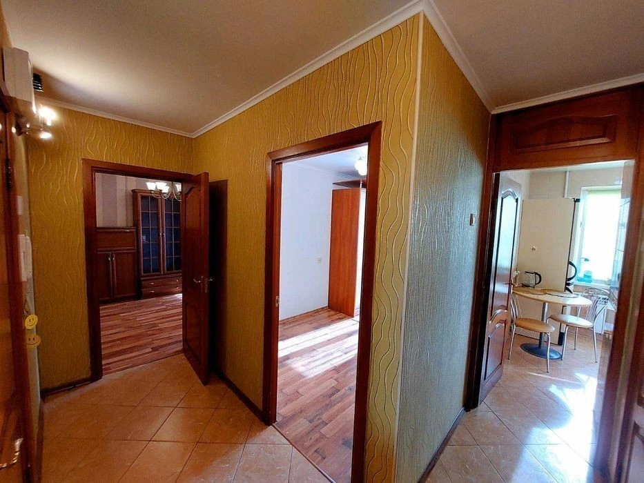 2-room apartment in Teremki, Lyatoshynskogo St., metro station