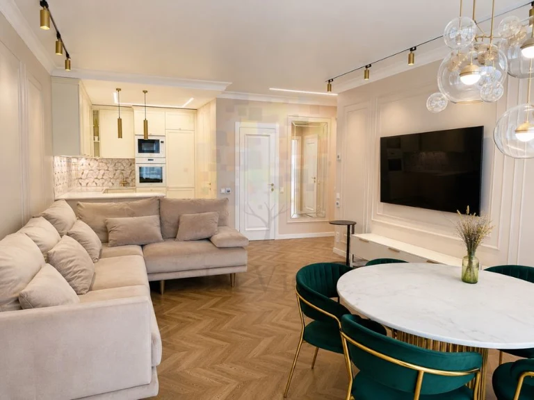 No commission/ Sale of 2-room apartment in Faina Town residential complex/Salyutna/ 79 m2