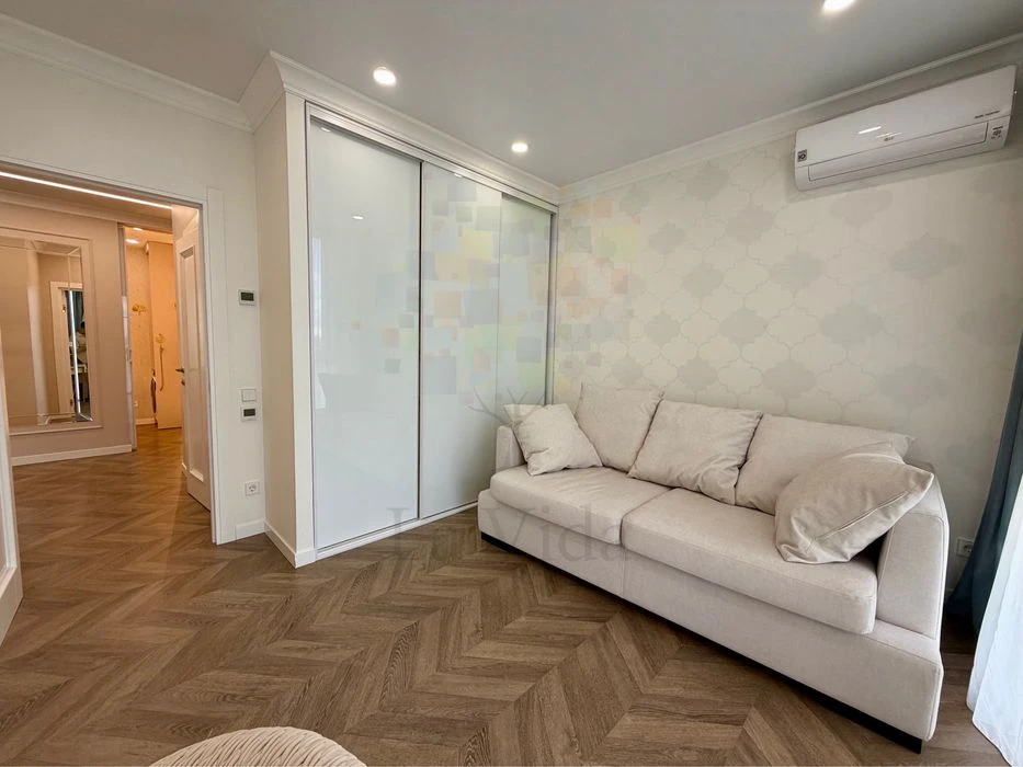 No commission/ Sale of 2-room apartment in Faina Town residential complex/Salyutna/ 79 m2