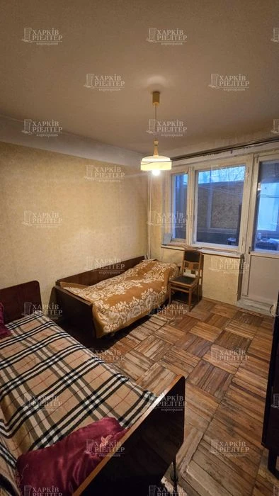 BV S4 Selling a 3-room apartment for renovation on Vostochny St. M