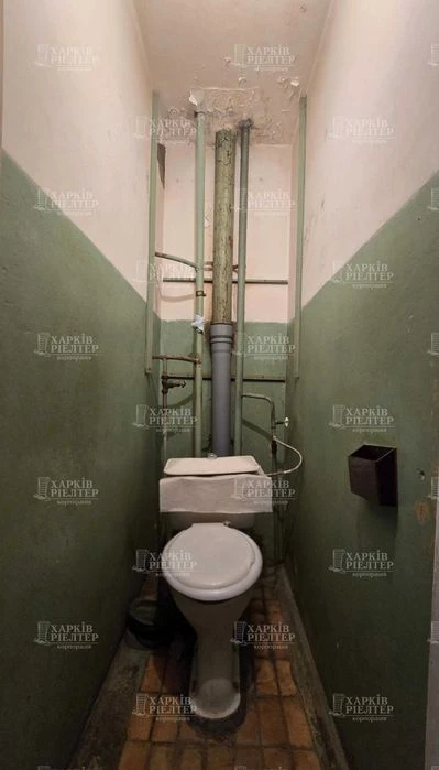 BV S4 Selling a 3-room apartment for renovation on Vostochny St. M