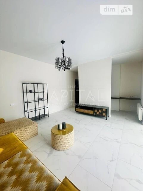 Продаж 3к квартири 135 кв. м на вул. Василя Тютюнника • ID 3