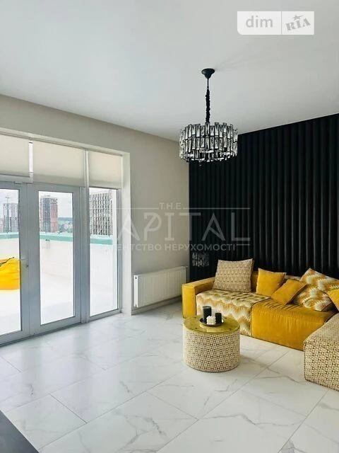 Продаж 3к квартири 135 кв. м на вул. Василя Тютюнника • ID 3
