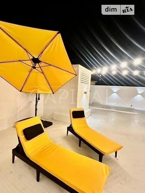 Продаж 3к квартири 135 кв. м на вул. Василя Тютюнника • ID 3