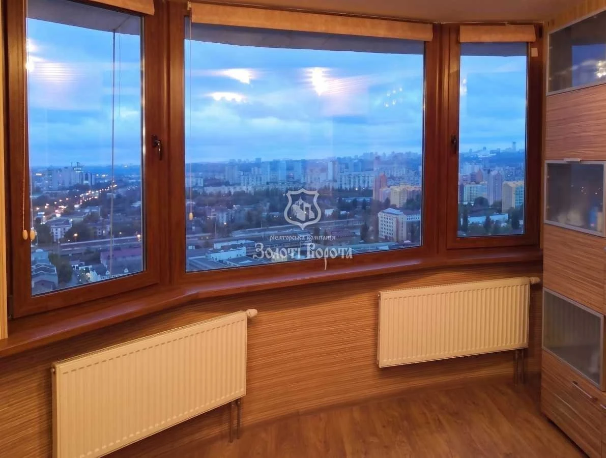 1-room apartment for sale 61.2 m², Kharkivske shosse, 19A