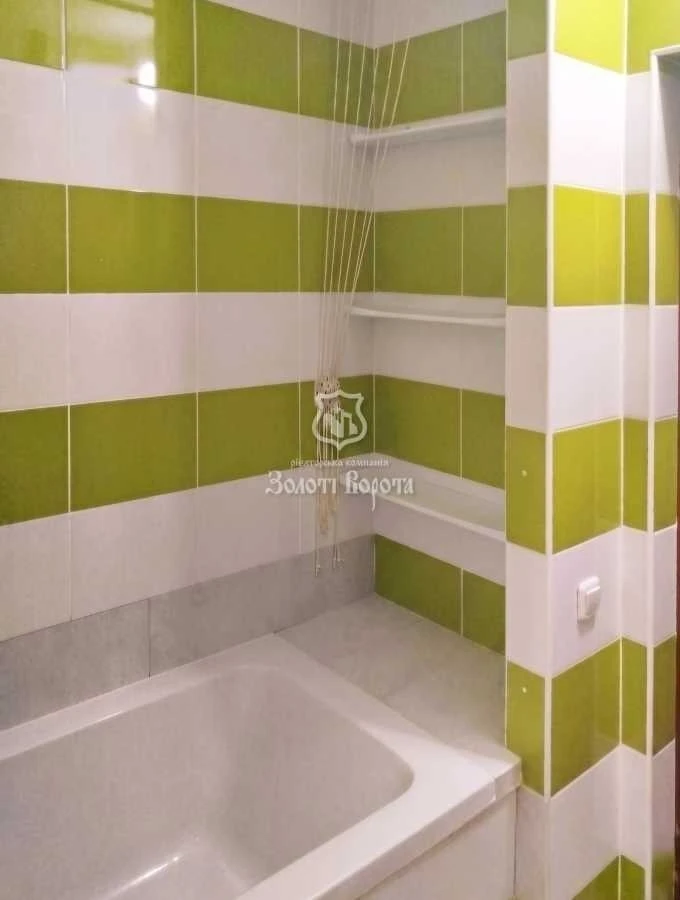 1-room apartment for sale 61.2 m², Kharkivske shosse, 19A