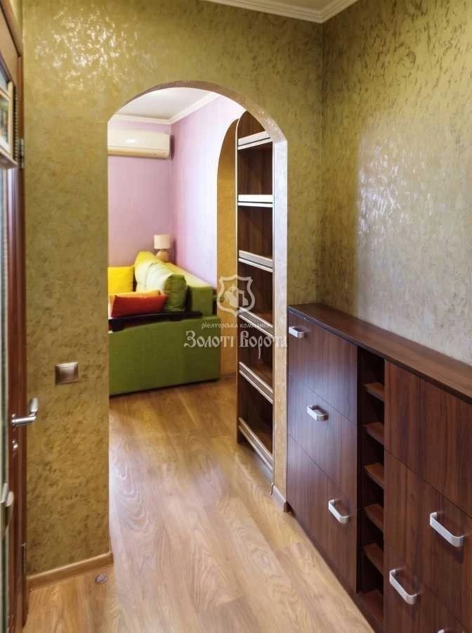 1-room apartment for sale 61.2 m², Kharkivske shosse, 19A