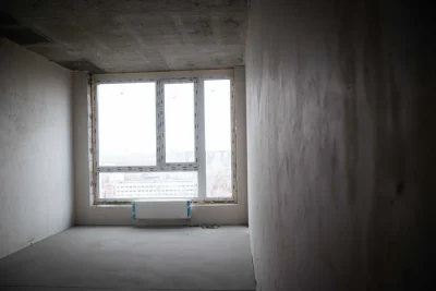 Apartment for renovation, rented residential complex. Naberezhna 15 min, metro, ukry