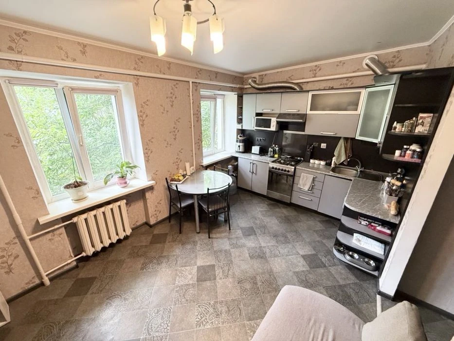 3-room apartment, Stalinka, Center, Vyacheslav Zaitsev (Lerm
