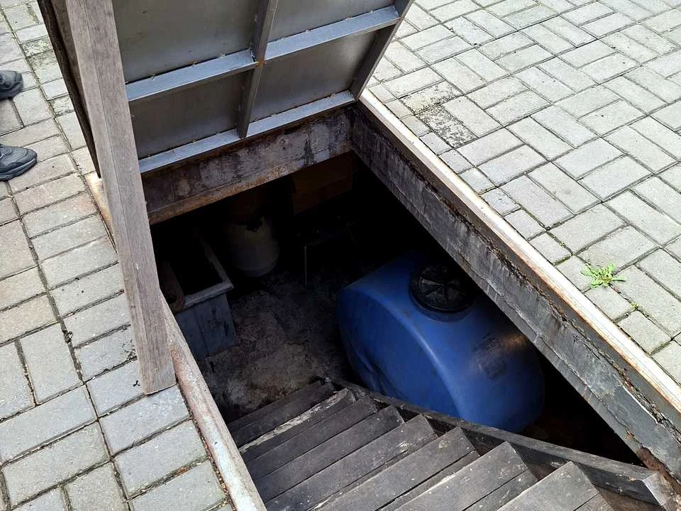 Apartment. Dnipro, Araratskaya St.