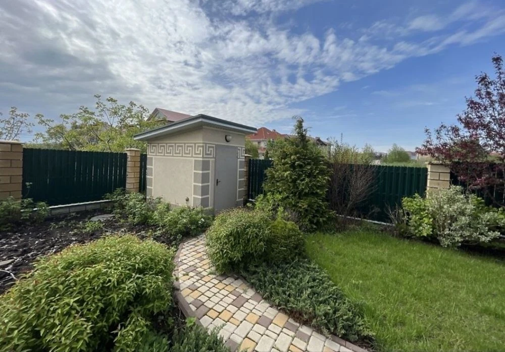 Budget house in Sauvignon