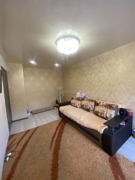 I will sell a 3-room apartment with furniture and appliances in Dnipro.