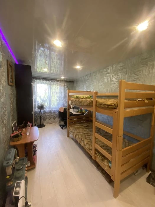 I will sell a 3-room apartment with furniture and appliances in Dnipro.