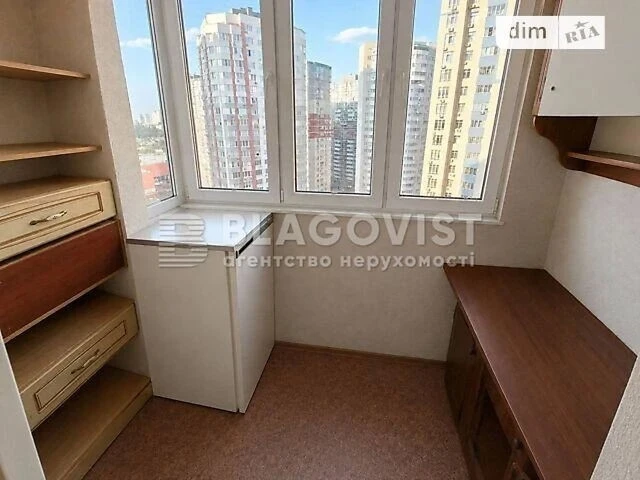 Продаж 3к квартири 120 кв. м на вул. Олени Пчілки 5 • ID 346