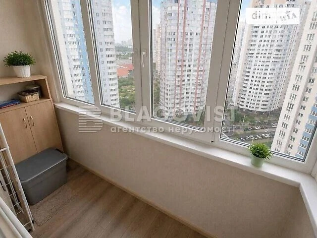 Продаж 3к квартири 120 кв. м на вул. Олени Пчілки 5 • ID 346