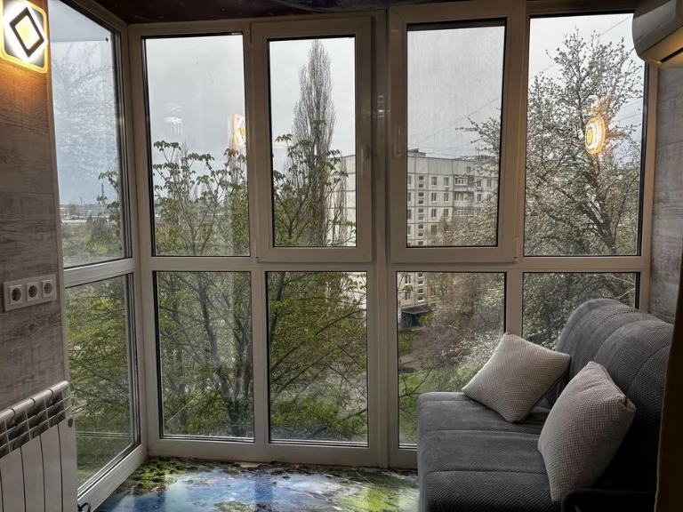 Wonderful 2-room apartment 5/12 on Satovka Street, Krasnodarskaya 17