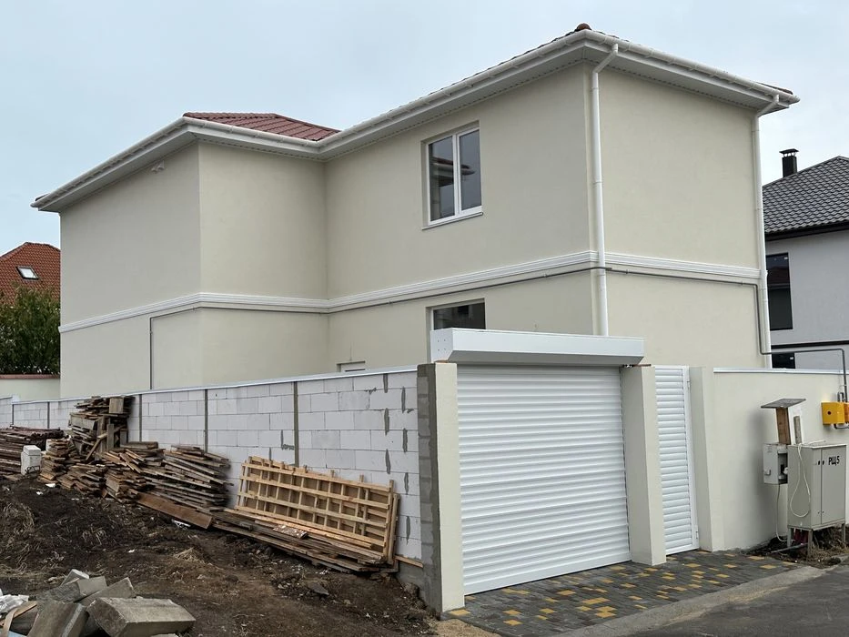 Sauvignon. New house 120 sq.m. For finishing.