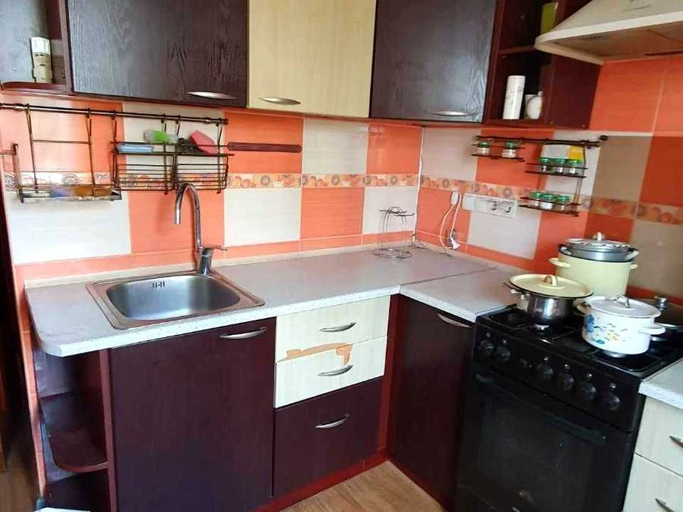 Apartment. Kharkiv, Kyrgyzka St.