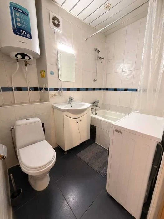 For sale 3-room apartment 69 m² O.Polya (top of Kirov)! Slavutych! Bezn
