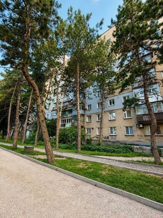 For sale 3-room apartment 69 m² O.Polya (top of Kirov)! Slavutych! Bezn