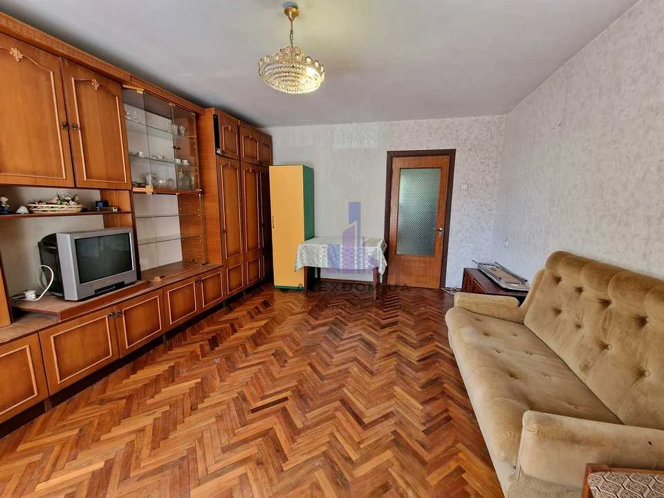 Квартира. Киев, ул. (Горького)