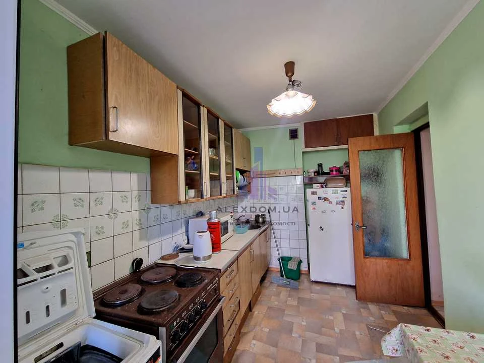 Квартира. Киев, ул. (Горького)