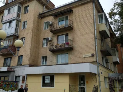 Квартира. Полтава, Соборності вул. (Жовтнева)