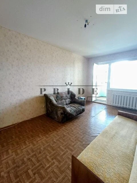 For sale 2-room apartment 69 sq. m. on Dragomanova Street 14 • ID 3455
