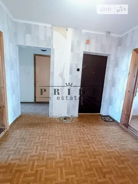 For sale 2-room apartment 69 sq. m. on Dragomanova Street 14 • ID 3455