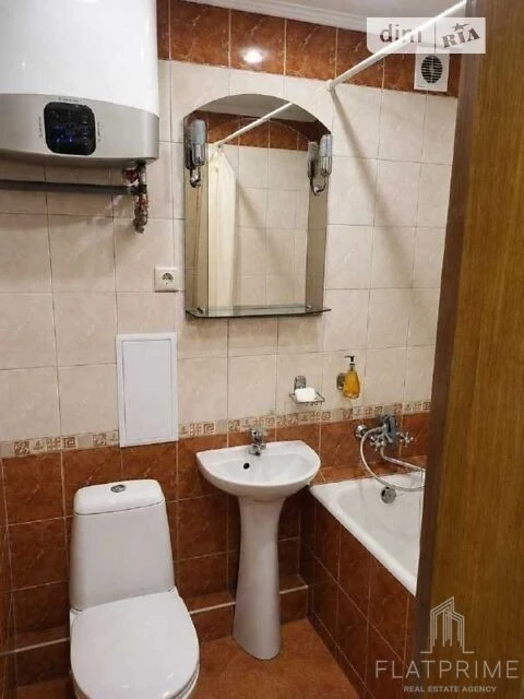 Sale of 2-room apartment 48 sq. m on Academician Shchuseva Avenue 14 • I
