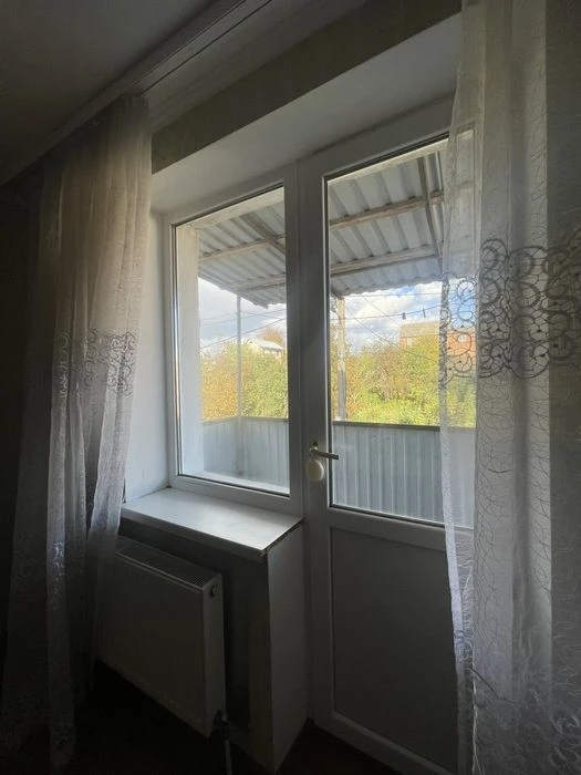 Світлий великий будинок з теплою підлогою та всіма зручностя