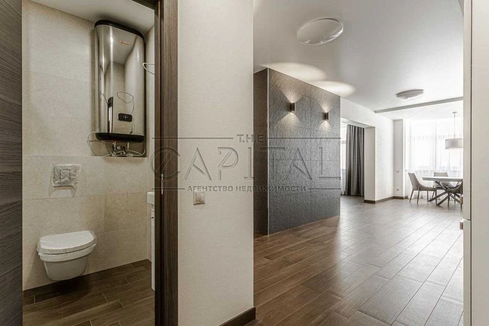 Sale of a new 108 m² apartment with designer renovation