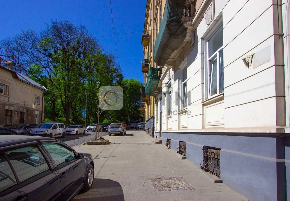 1-room apartment for sale near Stryisky Park