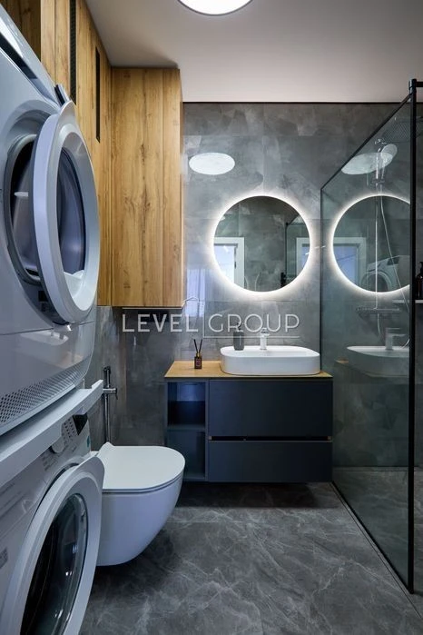 Sale of 1-room apartment 56m2 with new renovation in the Great residential complex