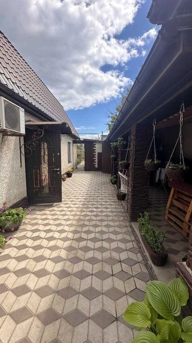Дом в Одессе, на пересыпях, Большевик, Жевахова Гора.