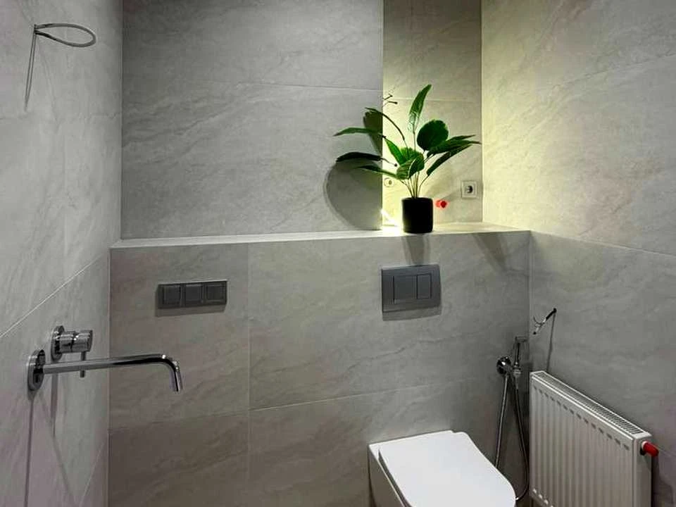 Apartment. Kyiv, Air Force Ave. (Povitroflotsky)