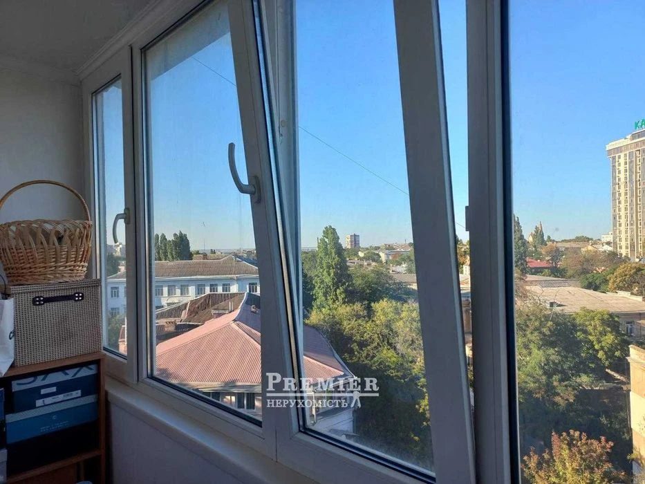 Пейзаж над крышами города – квартира, влюбляющаяся с первого по