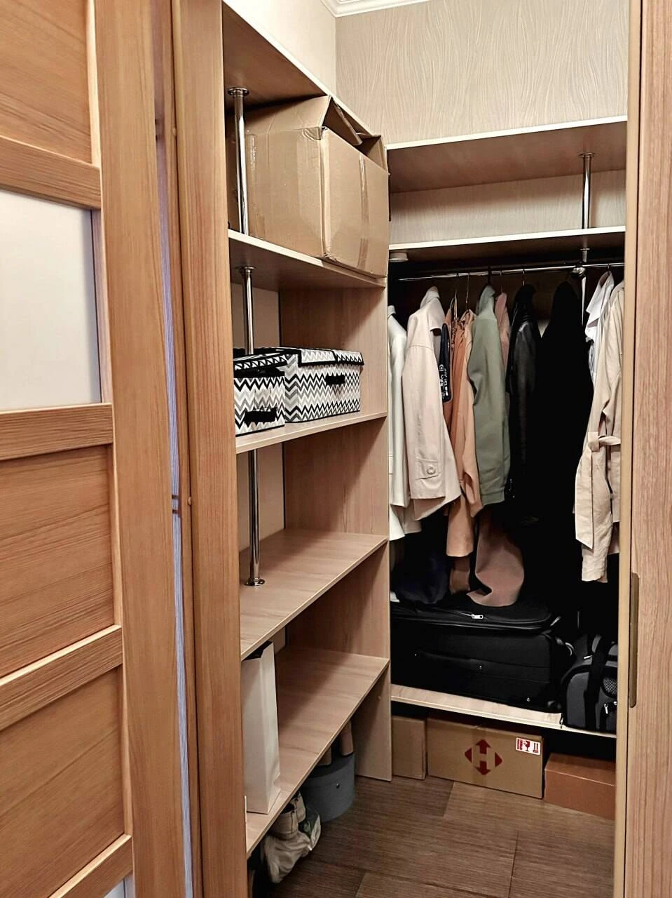2-room apartment for sale, Pechersky district, Mykola Mikhnovskyi Blvd. (Dr.