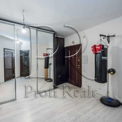 1-room apartment for sale 53 m², Alisher Navoi Ave., 69