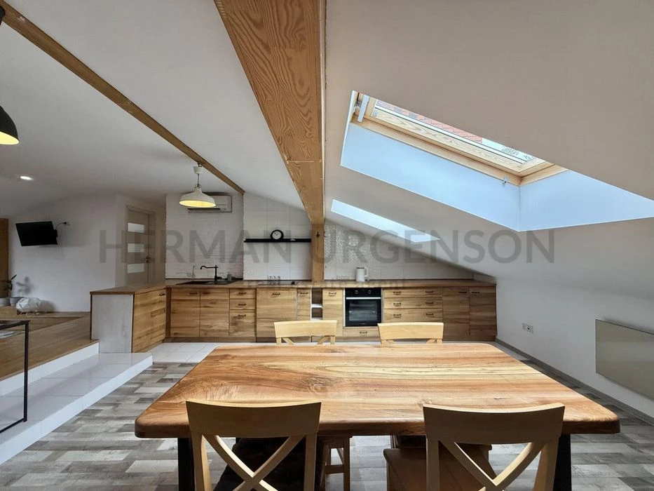 Продаж 3к квартири 116 м.кв / вул. Підградська, Центр