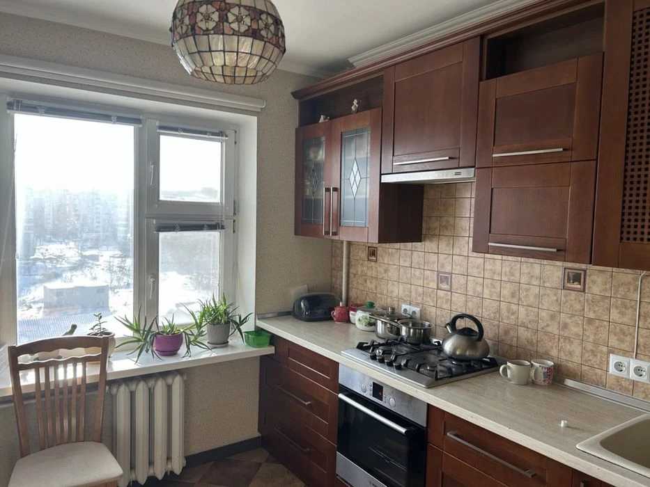 Продам 3-комнатную квартиру