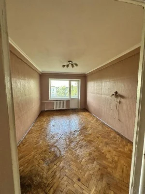 2-room apartment for sale in Darnytsia (Pratsi/Kotlyarevskogo)