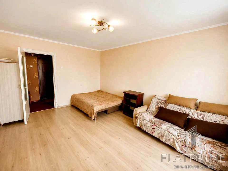 Apartment. Kyiv, Academician Efremova St. (Komandarma Uborevych