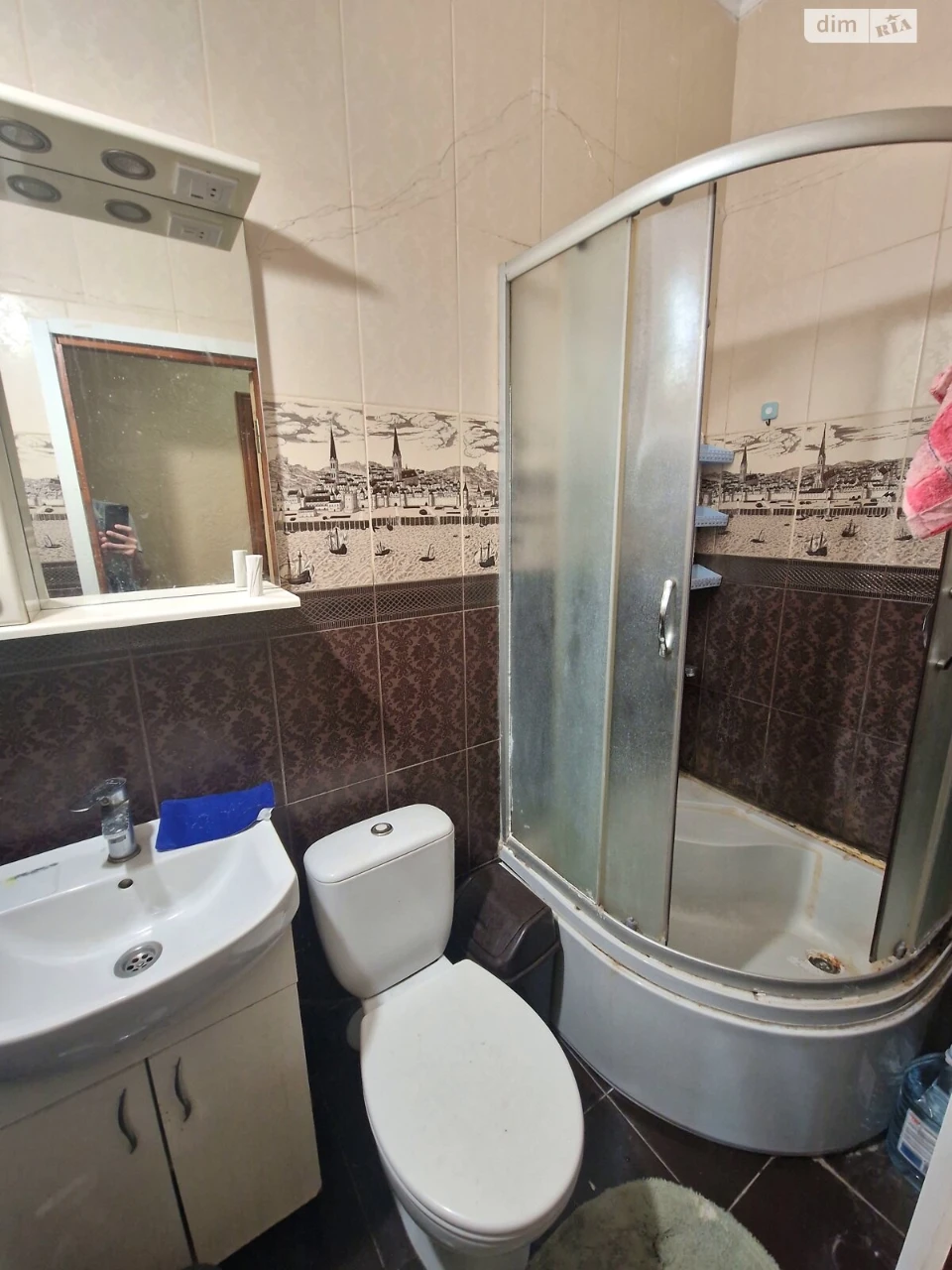 Long-Term Apartment Rental