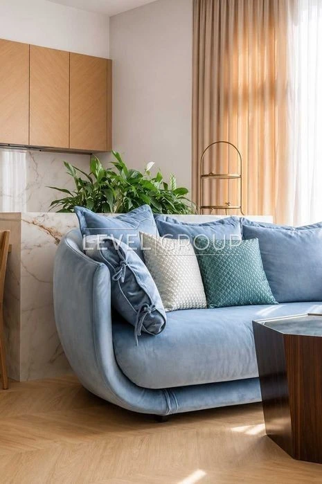 Sale of 2-room apartment 70 sq. m. on Buslivska Street 12, apt. 56 •
