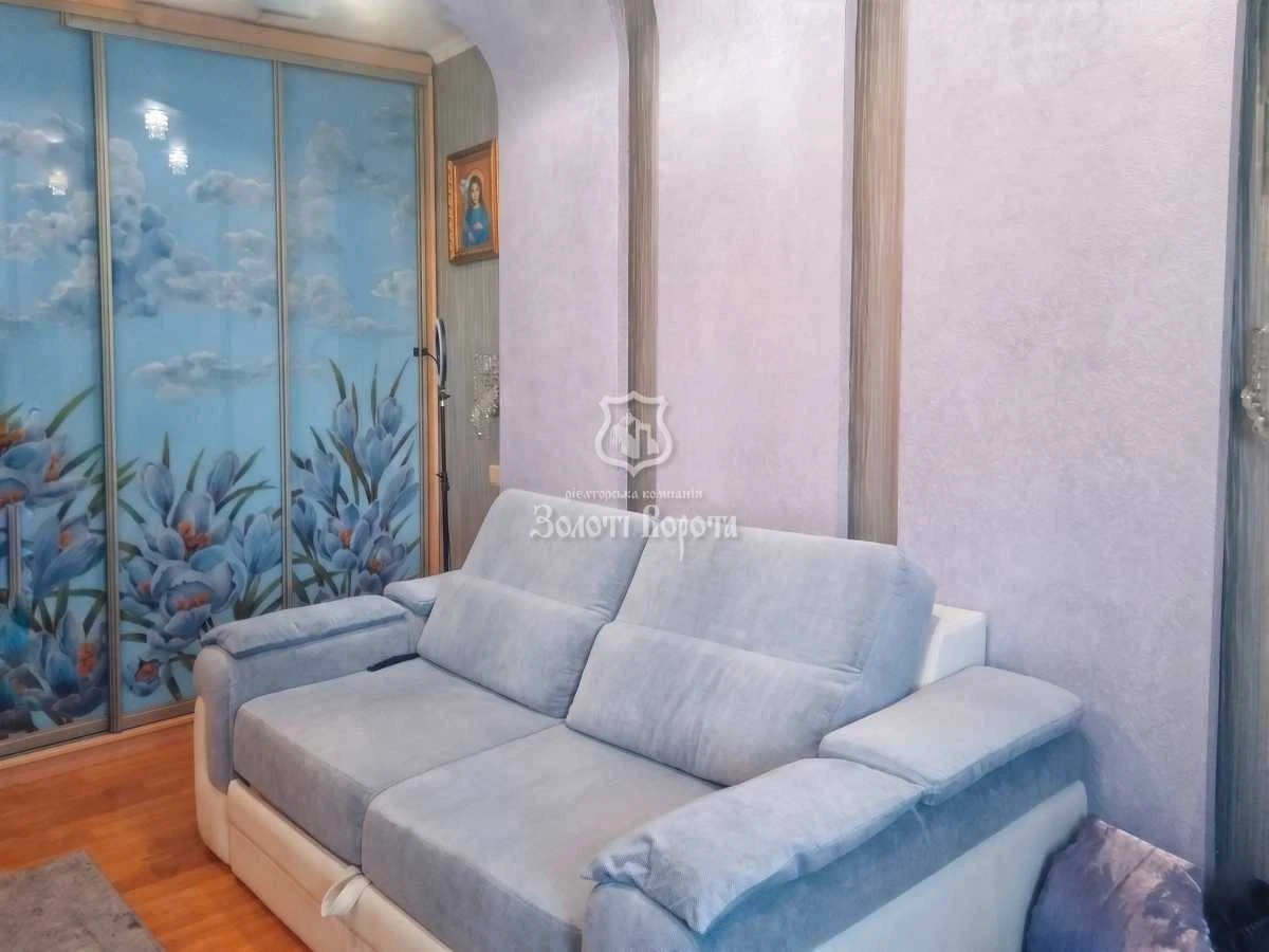 2-room apartment for sale 69 m², Krakivska St., 13B