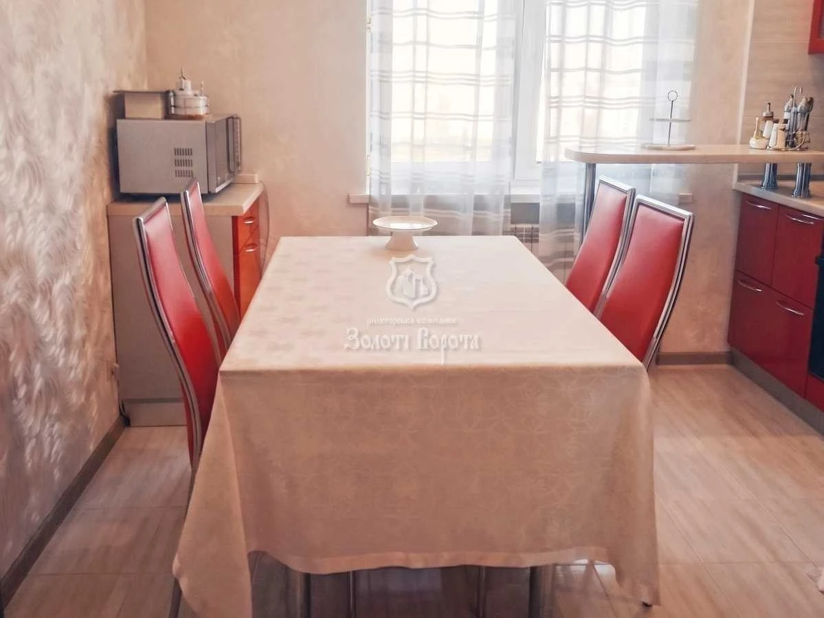 2-room apartment for sale 69 m², Krakivska St., 13B